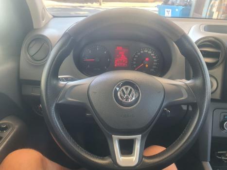 VOLKSWAGEN Amarok 2.0 16V 4X4 CABINE SIMPLES TURBO INTERCOOLER, Foto 4 VOLKSWAGEN Amarok 2.0 16V 4X4 CABINE SIMPLES TURBO INTERCOOLER, Foto 4