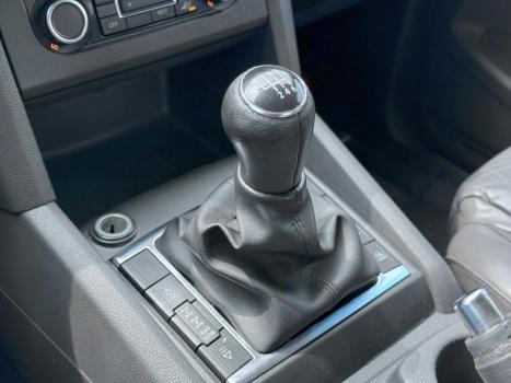 VOLKSWAGEN Amarok 2.0 16V 4X4 CABINE DUPLA  HIGHLINE TURBO INTERCOOLER, Foto 15 VOLKSWAGEN Amarok 2.0 16V 4X4 CABINE DUPLA  HIGHLINE TURBO INTERCOOLER, Foto 15