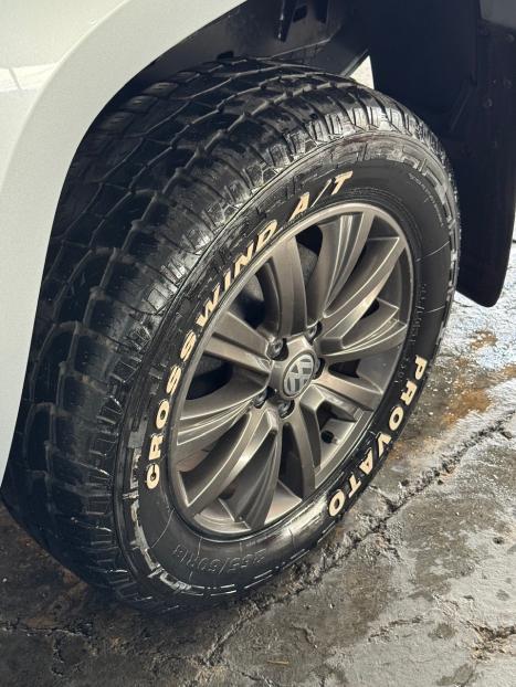 VOLKSWAGEN Amarok 2.0 16V 4X4 CABINE DUPLA HIGHLINE TURBO INTERCOOLER AUTOM�TICO, Foto 10