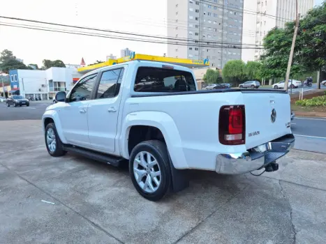 VOLKSWAGEN Amarok 3.0 V6 CABINE DUPLA HIGHLINE 4X4 TURBO INTERCOOLER AUTOMÁTICO, Foto 5 VOLKSWAGEN Amarok 3.0 V6 CABINE DUPLA HIGHLINE 4X4 TURBO INTERCOOLER AUTOMÁTICO, Foto 5