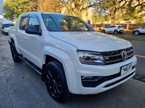 VOLKSWAGEN Amarok 3.0 V6 CABINE DUPLA HIGHLINE EXTREME 4X4 TURBO INTERCOOLER AUTOMÁTICO, Foto 2 VOLKSWAGEN Amarok 3.0 V6 CABINE DUPLA HIGHLINE EXTREME 4X4 TURBO INTERCOOLER AUTOMÁTICO, Foto 2