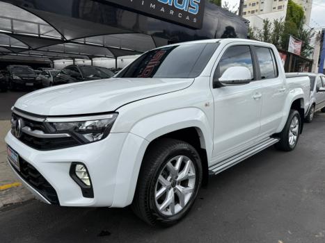 VOLKSWAGEN Amarok 3.0 V6 CABINE DUPLA HIGHLINE 4X4 TURBO INTERCOOLER AUTOMÁTICO, Foto 2 VOLKSWAGEN Amarok 3.0 V6 CABINE DUPLA HIGHLINE 4X4 TURBO INTERCOOLER AUTOMÁTICO, Foto 2