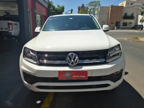 VOLKSWAGEN Amarok 3.0 V6 CABINE DUPLA CONFORT 4X4 TURBO INTERCOOLER AUTOMTICO, Foto 2