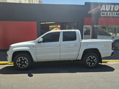 VOLKSWAGEN Amarok 3.0 V6 CABINE DUPLA CONFORT 4X4 TURBO INTERCOOLER AUTOMTICO, Foto 3