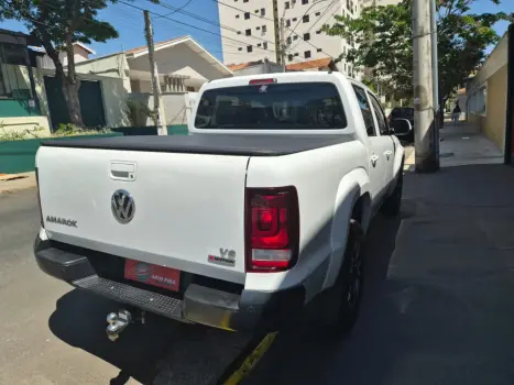 VOLKSWAGEN Amarok 3.0 V6 CABINE DUPLA CONFORT 4X4 TURBO INTERCOOLER AUTOMTICO, Foto 5