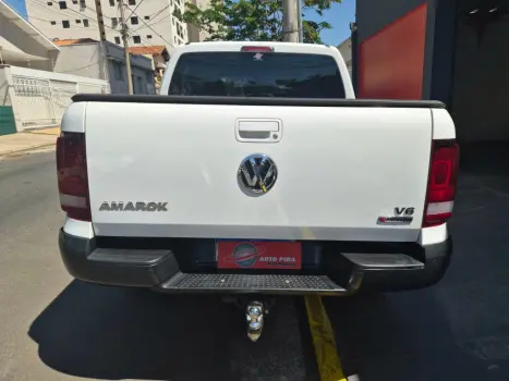 VOLKSWAGEN Amarok 3.0 V6 CABINE DUPLA CONFORT 4X4 TURBO INTERCOOLER AUTOMTICO, Foto 6