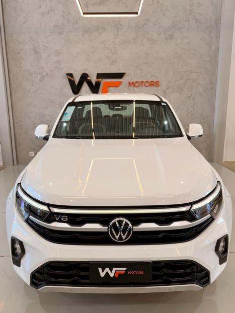 VOLKSWAGEN Amarok 3.0 V6 CABINE DUPLA HIGHLINE 4X4 TURBO INTERCOOLER AUTOMTICO, Foto 2