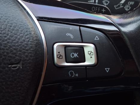 VOLKSWAGEN Amarok 3.0 V6 CABINE DUPLA HIGHLINE 4X4 TURBO INTERCOOLER AUTOM�TICO, Foto 13