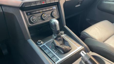 VOLKSWAGEN Amarok 3.0 V6 CABINE DUPLA HIGHLINE 4X4 TURBO INTERCOOLER AUTOM�TICO, Foto 15