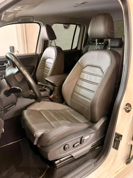 VOLKSWAGEN Amarok 3.0 V6 CABINE DUPLA HIGHLINE 4X4 TURBO INTERCOOLER AUTOM�TICO, Foto 10