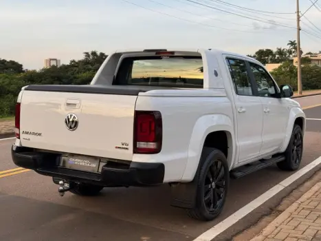 VOLKSWAGEN Amarok 3.0 V6 CABINE DUPLA HIGHLINE EXTREME 4X4 TURBO INTERCOOLER AUTOM�TICO, Foto 5