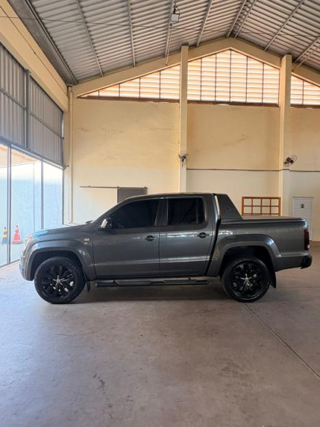 VOLKSWAGEN Amarok 3.0 V6 CABINE DUPLA HIGHLINE EXTREME 4X4 TURBO INTERCOOLER AUTOM�TICO, Foto 4
