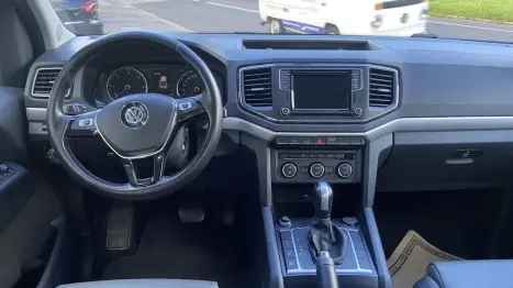 VOLKSWAGEN Amarok 3.0 V6 CABINE DUPLA HIGHLINE 4X4 TURBO INTERCOOLER AUTOM�TICO, Foto 9