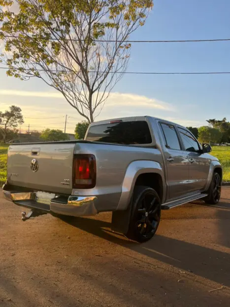 VOLKSWAGEN Amarok 3.0 V6 CABINE DUPLA HIGHLINE 4X4 TURBO INTERCOOLER AUTOM�TICO, Foto 6