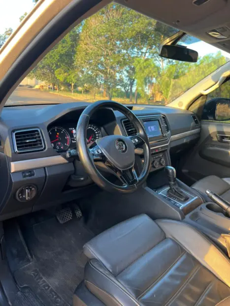 VOLKSWAGEN Amarok 3.0 V6 CABINE DUPLA HIGHLINE 4X4 TURBO INTERCOOLER AUTOM�TICO, Foto 7