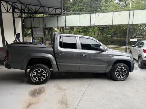 VOLKSWAGEN Amarok 3.0 V6 CABINE DUPLA COMFORT 4X4 TURBO INTERCOOLER AUTOM�TICO, Foto 4