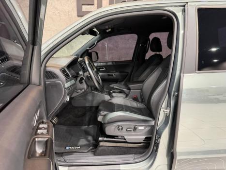 VOLKSWAGEN Amarok 3.0 V6 CABINE DUPLA HIGHLINE EXTREME 4X4 TURBO INTERCOOLER AUTOM�TICO, Foto 8