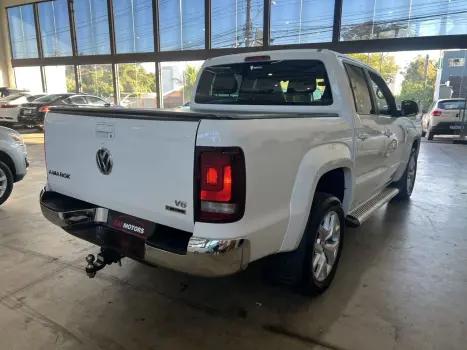 VOLKSWAGEN Amarok 3.0 V6 CABINE DUPLA HIGHLINE 4X4 TURBO INTERCOOLER AUTOM�TICO, Foto 4