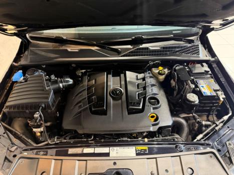 VOLKSWAGEN Amarok 3.0 V6 CABINE DUPLA HIGHLINE 4X4 TURBO INTERCOOLER AUTOM�TICO, Foto 16