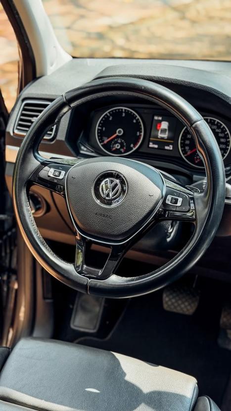 VOLKSWAGEN Amarok 3.0 V6 CABINE DUPLA HIGHLINE 4X4 TURBO INTERCOOLER AUTOMÁTICO, Foto 8