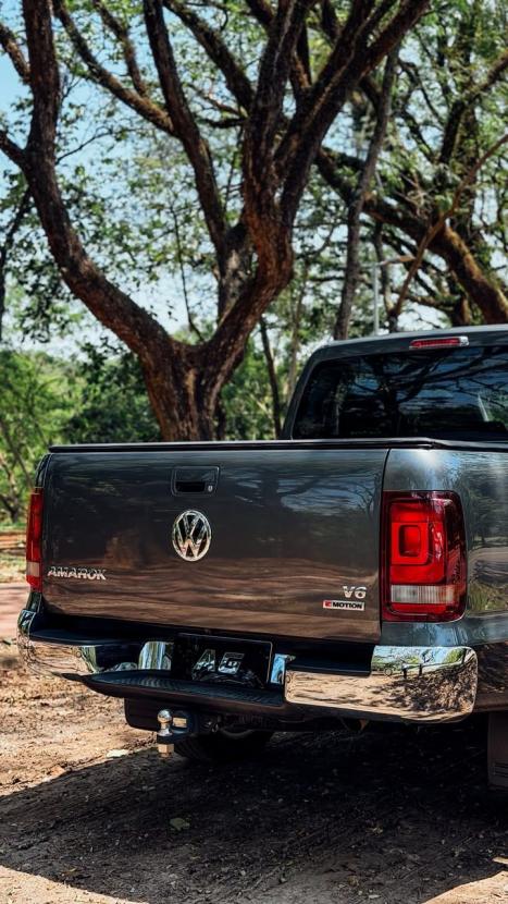 VOLKSWAGEN Amarok 3.0 V6 CABINE DUPLA HIGHLINE 4X4 TURBO INTERCOOLER AUTOMÁTICO, Foto 14