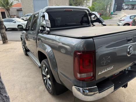 VOLKSWAGEN Amarok 3.0 V6 CABINE DUPLA HIGHLINE 4X4 TURBO INTERCOOLER AUTOMÁTICO, Foto 6