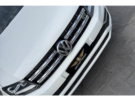 VOLKSWAGEN Amarok 3.0 V6 CABINE DUPLA HIGHLINE 4X4 TURBO INTERCOOLER AUTOMÁTICO, Foto 4