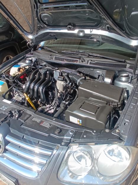 VOLKSWAGEN Bora 2.0 4P AUTOM�TICO, Foto 19