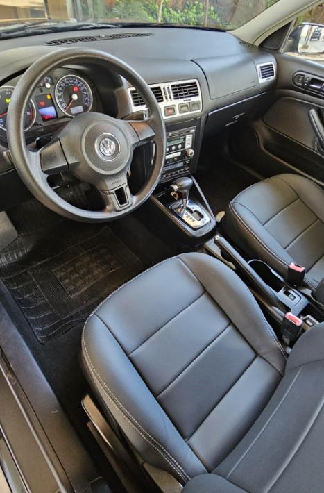 VOLKSWAGEN Bora 2.0 4P FLEX AUTOMÁTICO, Foto 11