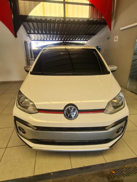 VOLKSWAGEN Cross UP 1.0 12V 4P TSI FLEX, Foto 4