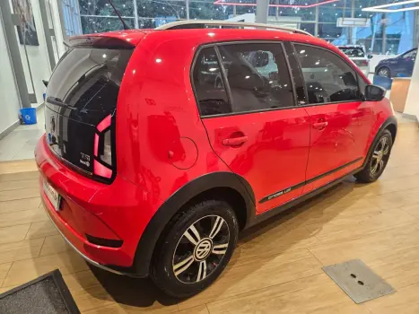 VOLKSWAGEN Cross UP 1.0 12V 4P TSI FLEX, Foto 9