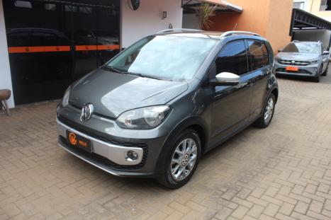 VOLKSWAGEN Cross UP 1.0 12V 4P TSI FLEX, Foto 1