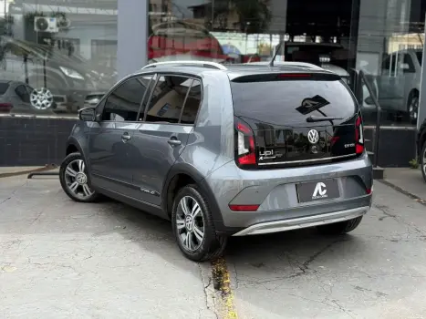 VOLKSWAGEN Cross UP 1.0 12V 4P TSI FLEX, Foto 4