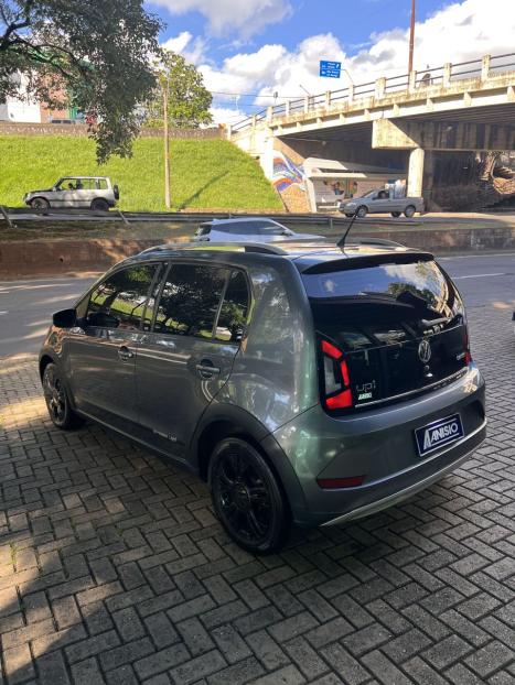VOLKSWAGEN Cross UP 1.0 12V 4P TSI FLEX, Foto 6