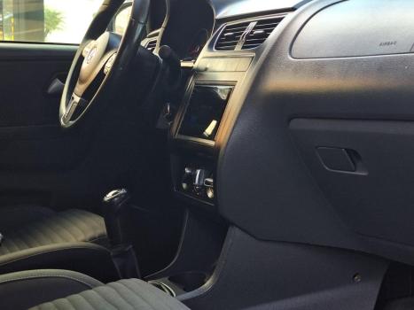 VOLKSWAGEN Crossfox 1.6 4P FLEX, Foto 8