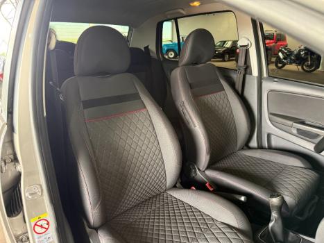 VOLKSWAGEN Crossfox 1.6 4P FLEX, Foto 8