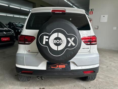 VOLKSWAGEN Crossfox 1.6 4P FLEX I-MOTION AUTOMATIZADO, Foto 2