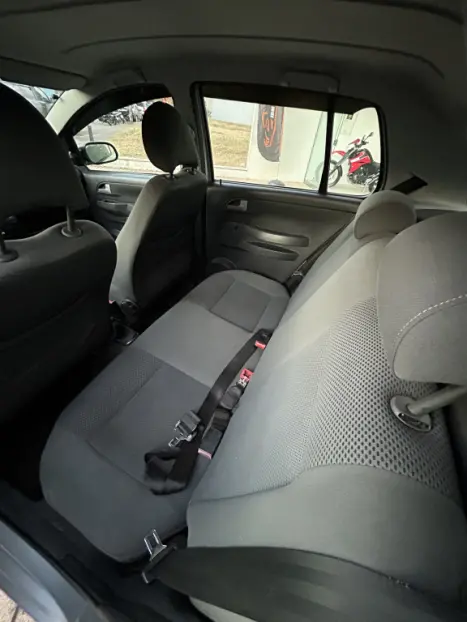 VOLKSWAGEN Fox 1.0 4P FLEX, Foto 2