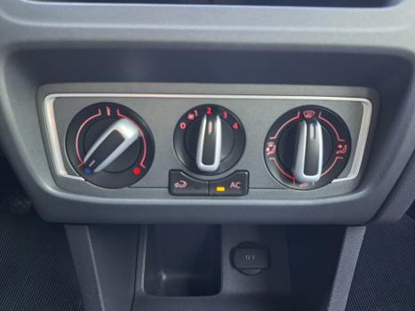 VOLKSWAGEN Fox 1.0 4P TREND FLEX, Foto 13 VOLKSWAGEN Fox 1.0 4P TREND FLEX, Foto 13