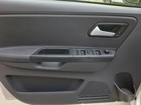 VOLKSWAGEN Fox 1.0 4P TREND FLEX, Foto 14 VOLKSWAGEN Fox 1.0 4P TREND FLEX, Foto 14