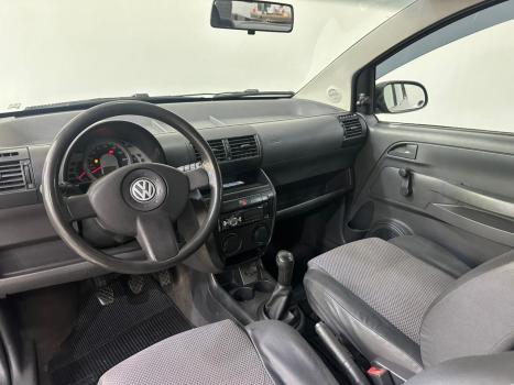 VOLKSWAGEN Fox 1.0 4P PLUS FLEX, Foto 4