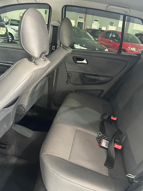 VOLKSWAGEN Fox 1.0 4P FLEX, Foto 6