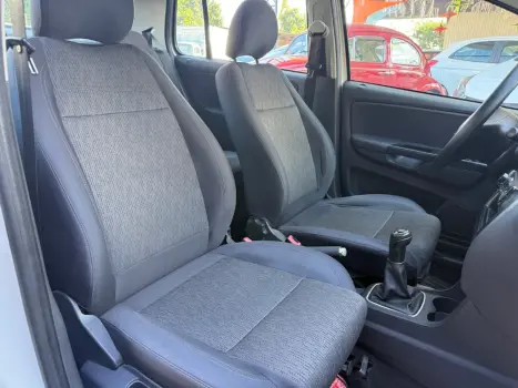 VOLKSWAGEN Fox 1.0 4P TREND FLEX, Foto 8