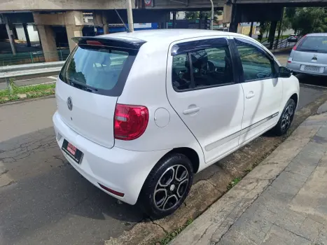 VOLKSWAGEN Fox 1.0 4P SELE��O FLEX, Foto 4