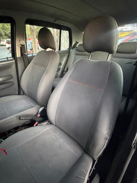 VOLKSWAGEN Fox 1.0 4P FLEX, Foto 4