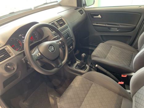 VOLKSWAGEN Fox 1.0 4P FLEX, Foto 4