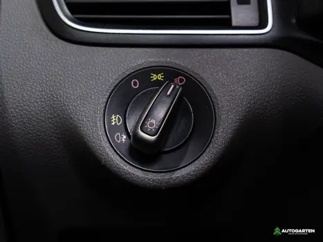 VOLKSWAGEN Fox 1.6 16V 4P MSI HIGHLINE FLEX, Foto 16