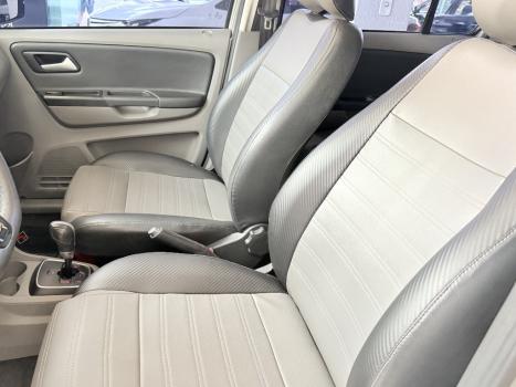 VOLKSWAGEN Fox 1.6 4P FLEX HIGHLINE I-MOTION AUTOMATIZADO, Foto 10 VOLKSWAGEN Fox 1.6 4P FLEX HIGHLINE I-MOTION AUTOMATIZADO, Foto 10