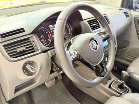 VOLKSWAGEN Fox 1.6 4P FLEX HIGHLINE I-MOTION AUTOMATIZADO, Foto 11 VOLKSWAGEN Fox 1.6 4P FLEX HIGHLINE I-MOTION AUTOMATIZADO, Foto 11