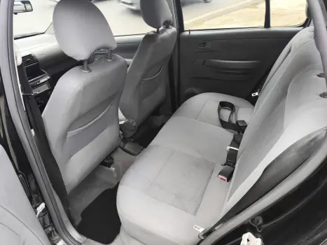 VOLKSWAGEN Fox 1.6 4P PLUS FLEX, Foto 4